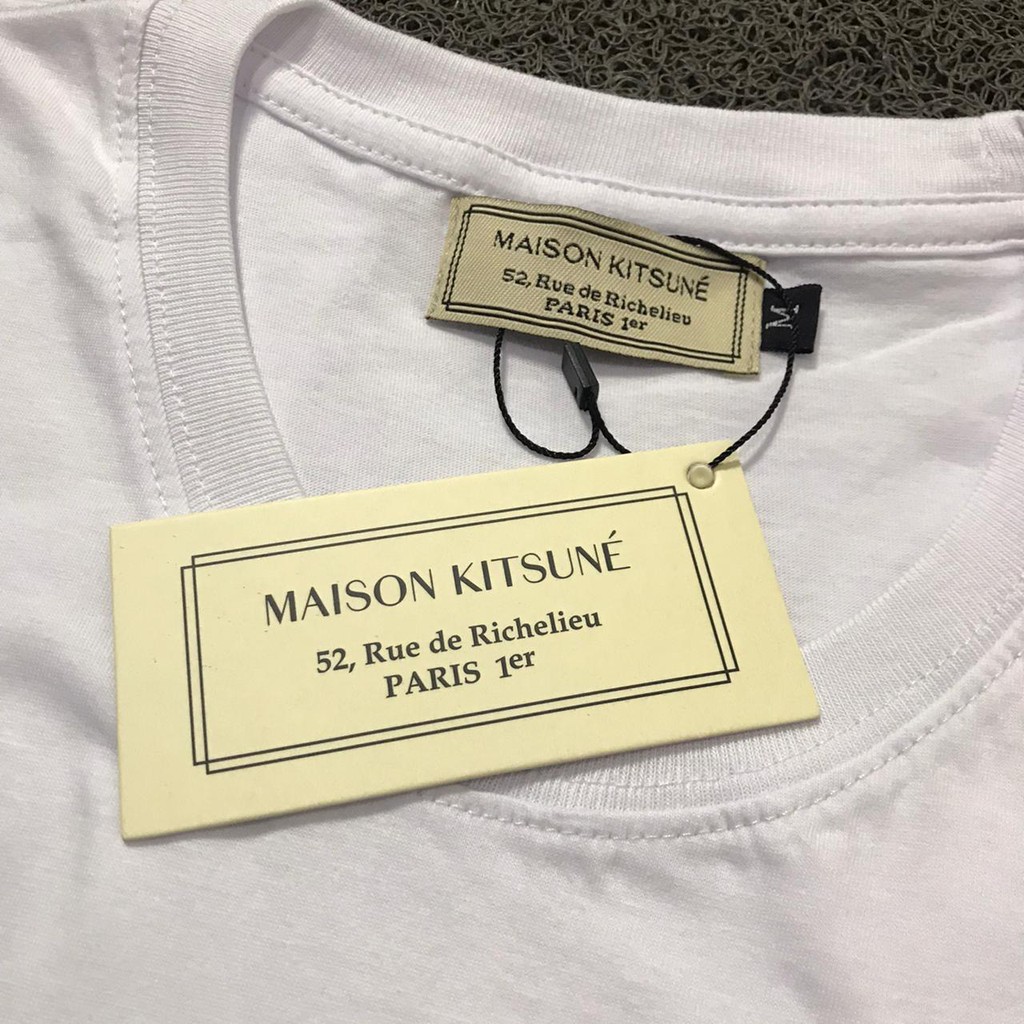 Kaos Maison Kitsune Baju Maison Kitsune T Shirt Maison Kitsune Original Premium Shopee Indonesia
