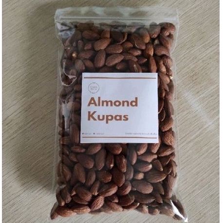 

kacang almond kupas rasa ori almond panggang 1kg