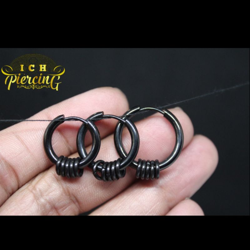 anting hoop ring / anting ring plat baja titanium anti karat Anti alergi