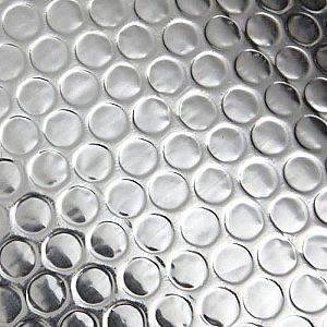 

BUBBLE FOIL MURAH ALUMINIUM FOIL BUBBLE ALUMINIUM PEREDAM PANAS INSULASI ATAP METALIZING ROLL BESAR