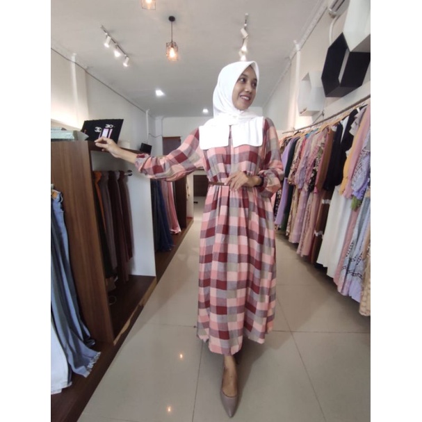 midi dress kotak kotak
