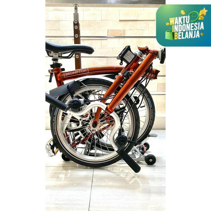 Brompton Bike. Brompton M6R Flame Lacquer