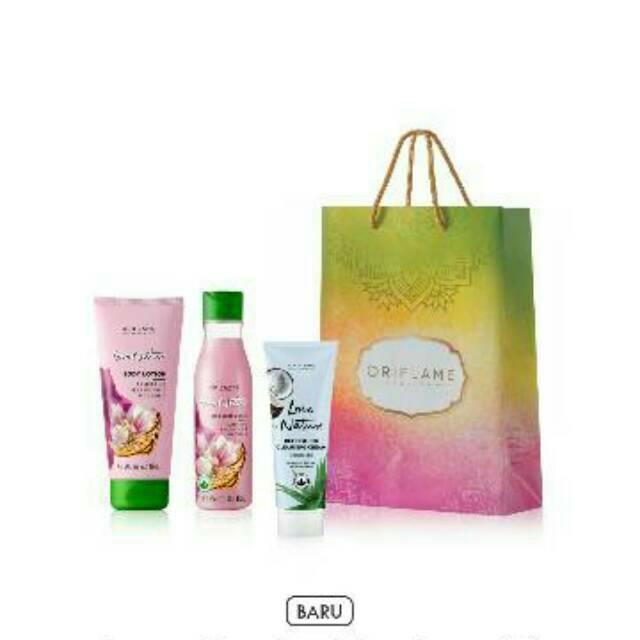 Paket Love Nature Pampering Sesame Oil & Magnolia Shower Cream dan Body Lotion