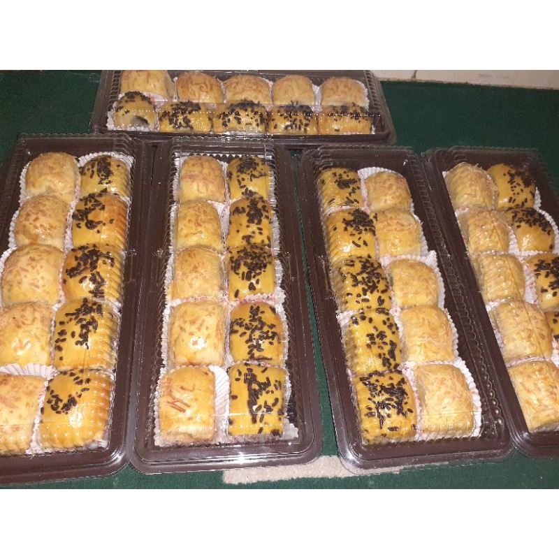 

Bolen pisang keju coklat