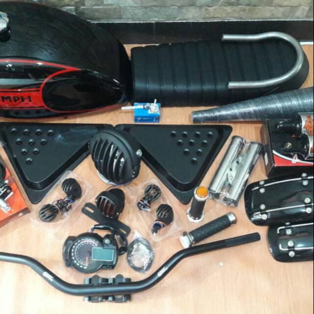 PAKET BODY PARTS JAPSTYLE CUSTOM TRIUMPH UNTUK MOTOR TIGER MEGAPRO BISON SCORPIO/ ONDERDIL MOTOR