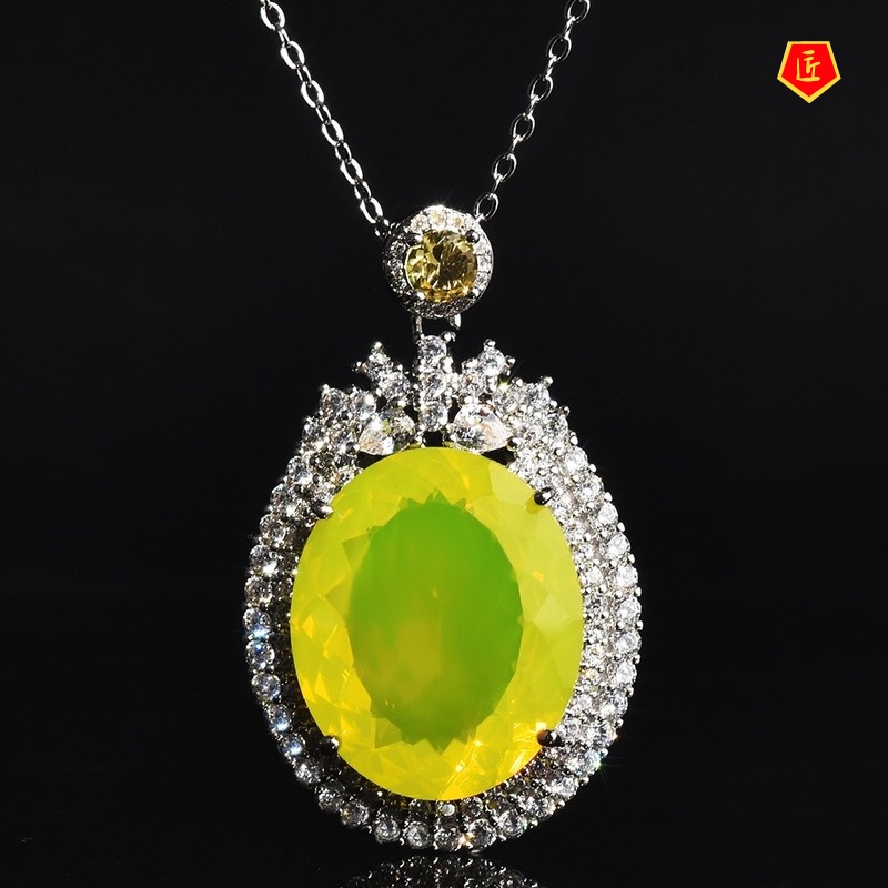 [Ready Stock]Large Diamond Golden Colored Gems Pendant Micro-Inlaid Full Diamond Elegant Fashion