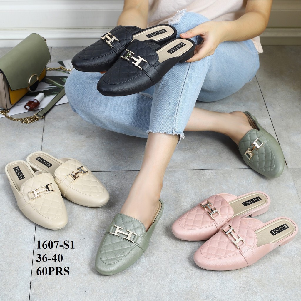 3.3 SALE Sandal Flat Wanita HWASA Import / Sandal Jelly 1607