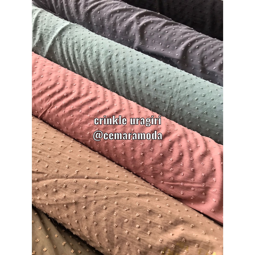 Kain Rayon Crinkle Uragiri Airflow PER 0.5M Uragiri Dot Bintik Krinkle Cringkle Kringkel Kringkle Crinkel Cringkel Krinkel Air Flow Kain Hijab Jilbab Baju Gamis Kerudung