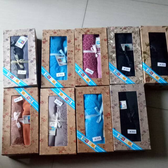 Mukena polos silky premium poety