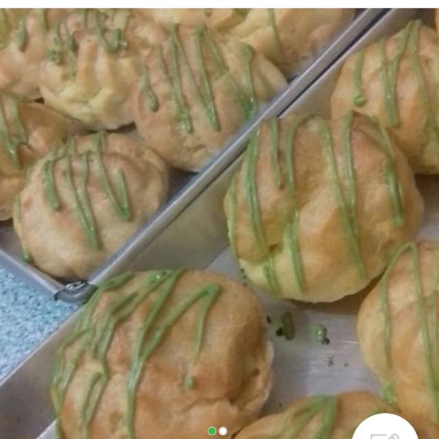 

Soes green tea enak, creamy dan halal di Medan