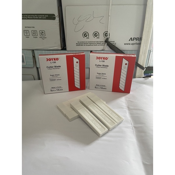 

Isi Cutter Joyko Besar L-150 (cutter blade) // Timur Jaya Stationery isi cutter joyko besar L-150