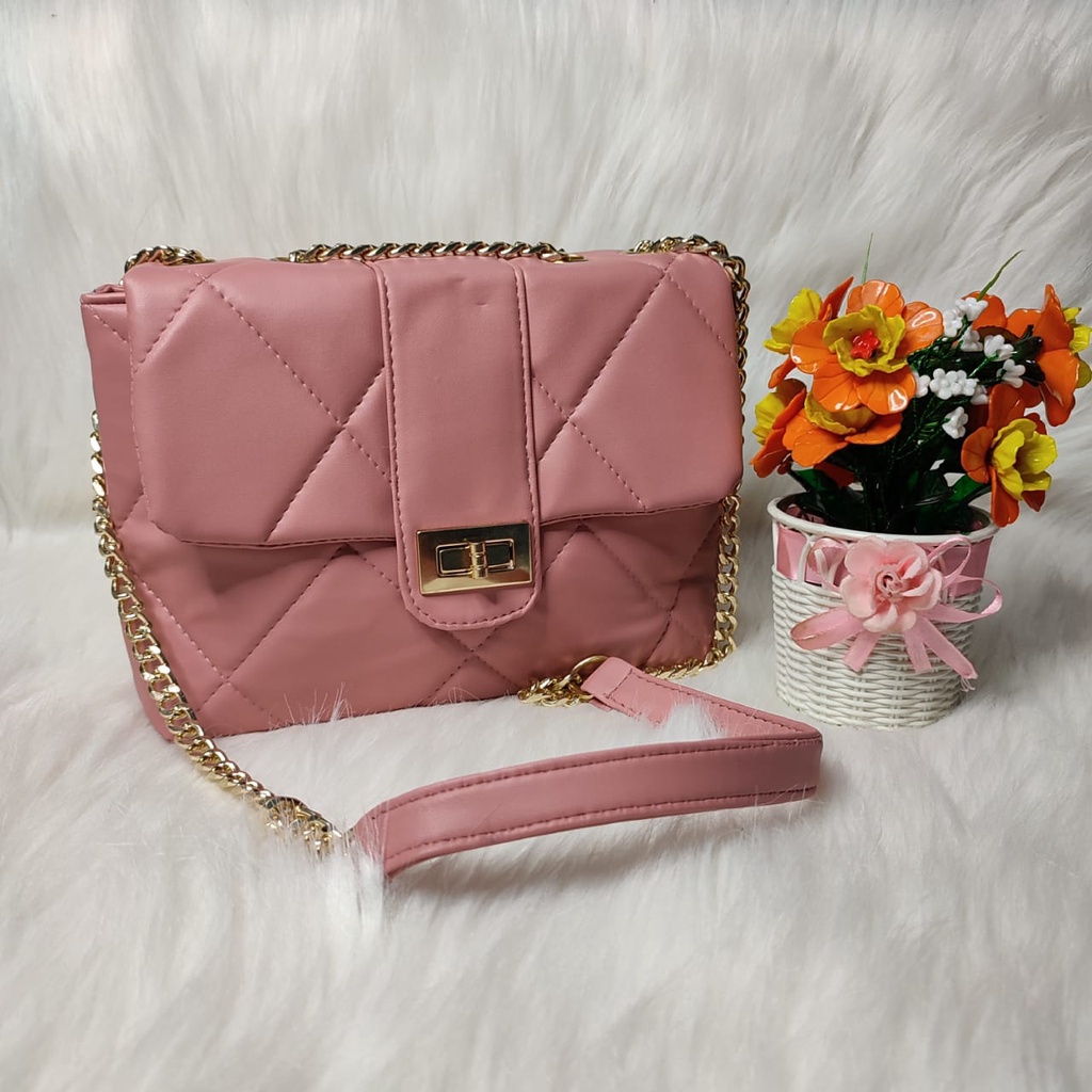 Tas wanita model terbaru