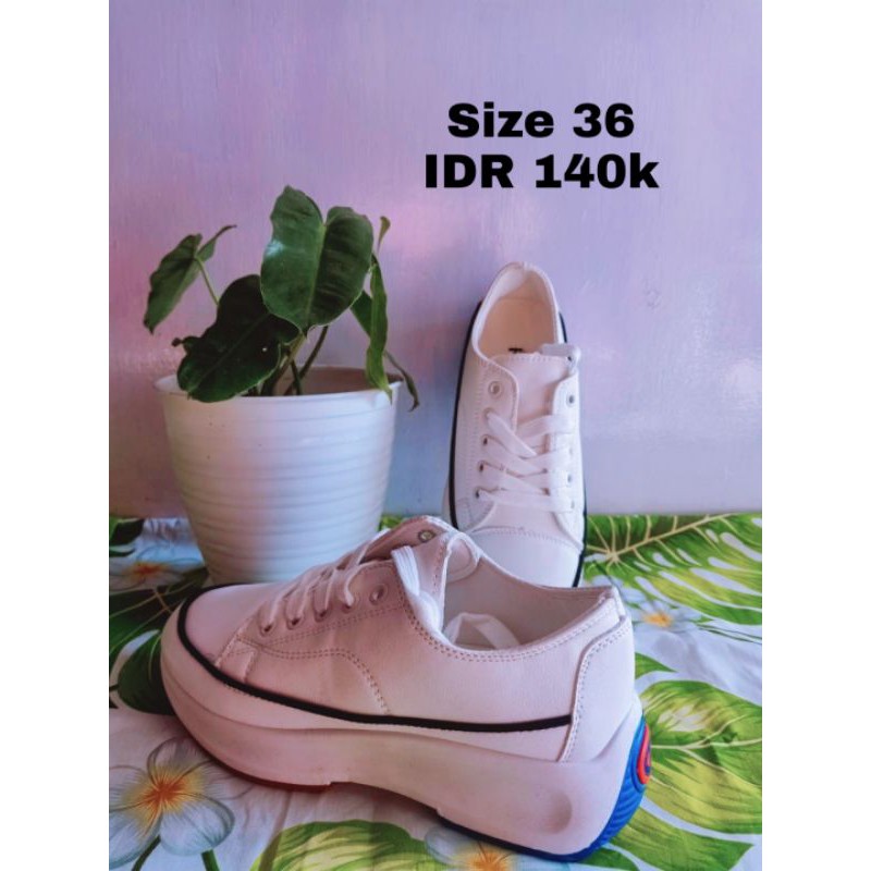 PVN SHOES PERAHU LAYAR