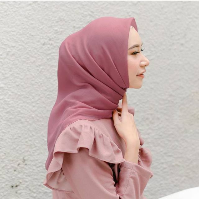Paris Japan Vanilla Hijab