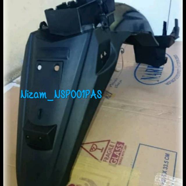 Spakbor Belakang Tiger Revo