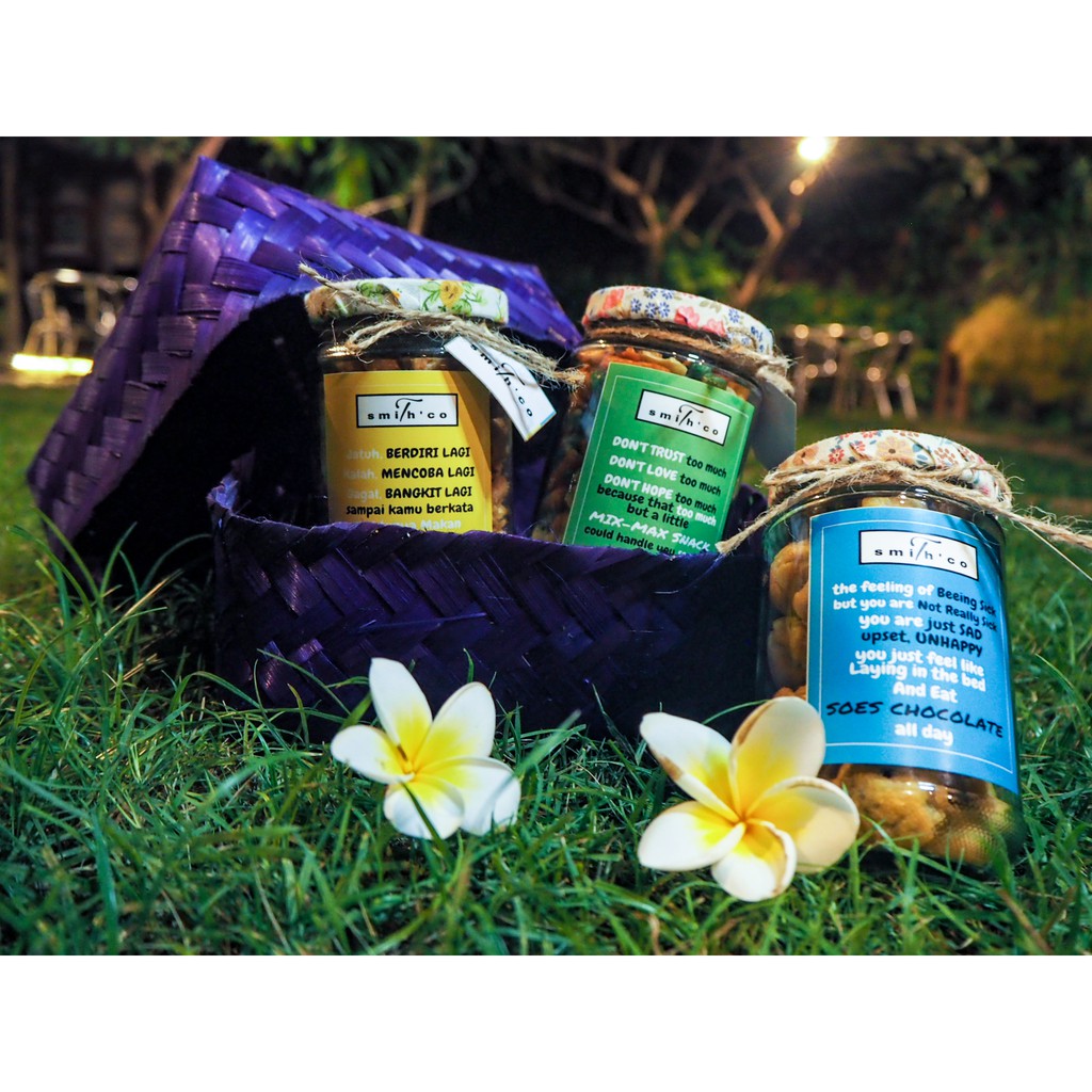 

Paket Snack Smith'co - Unique Hampers 100%