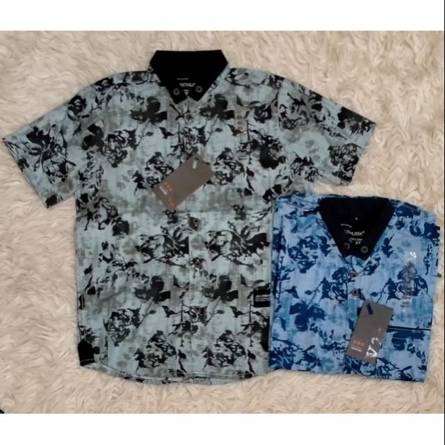 Kemeja cowok motif