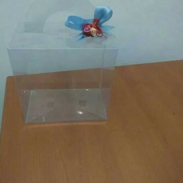 

Kotak mika souvenir 22x5x17 tss