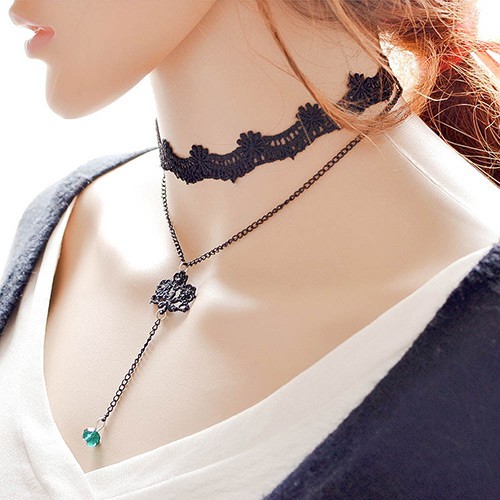 LRC Kalung Elegant Black Tassel Pendant Decorated Double C66797