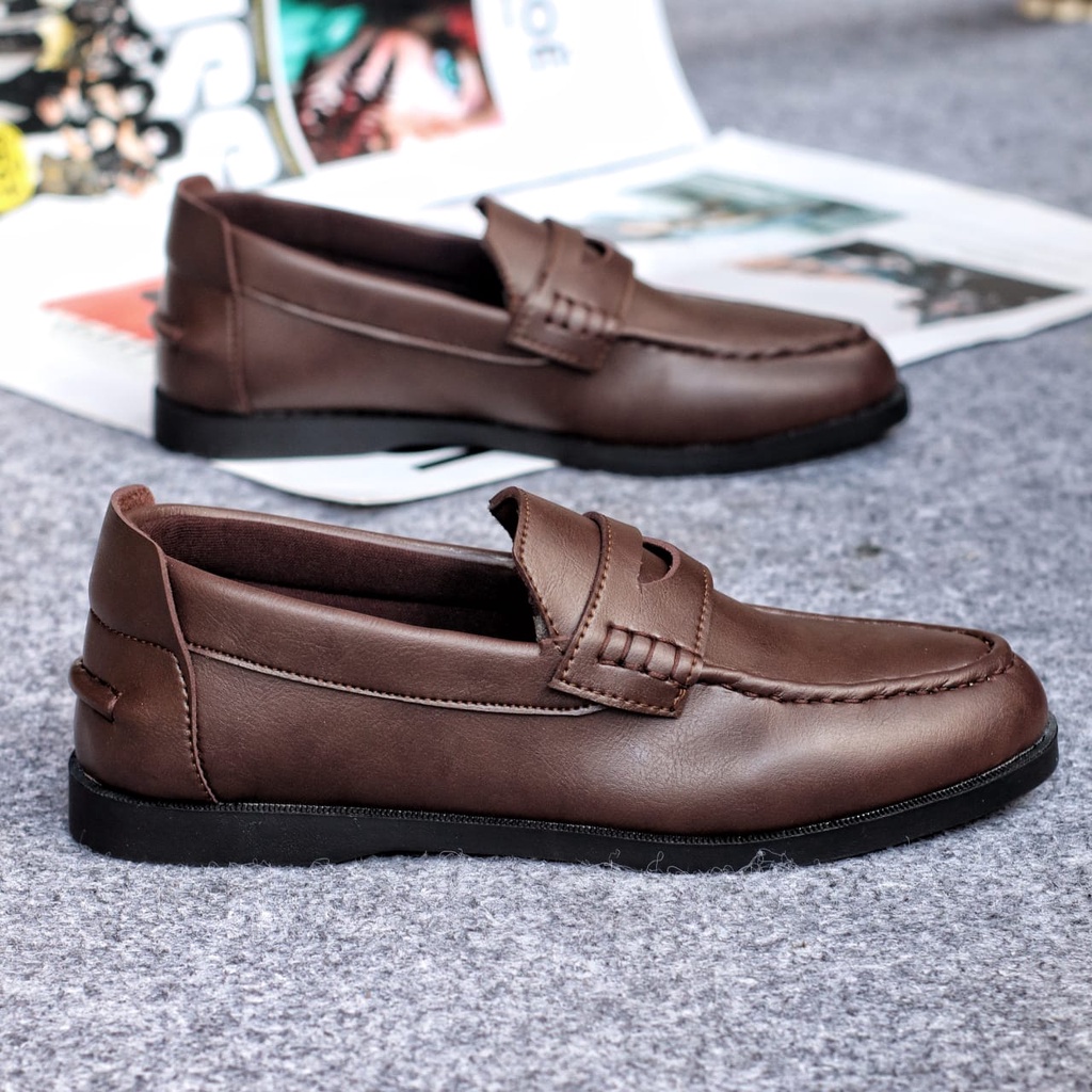 PENY Sepatu Formal Pria Kulit Sintetis Sepatu Pria Casual Pantofel Sepatu Kasual Cowok / Cowo Oxford Kerja Kantor Kuliah Kondangan Gaya Keren Kekinian Original Murah Terlaris