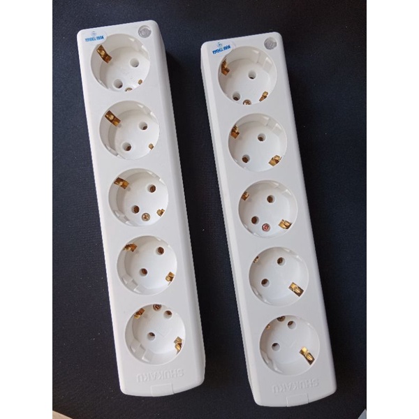 Stop kontak shukaku 5 Lubang