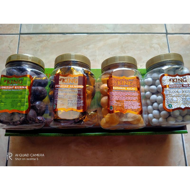 

HARGA UNTUK 1 DUS ISI 4 TOPLES Bonibol king paket cokelat lebaran murah