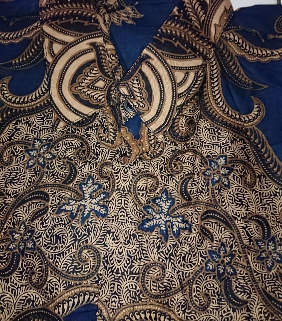Kemeja Batik Slimfit Lengan Panjang Modern Baju Batik Distro Pria Batik Diamond