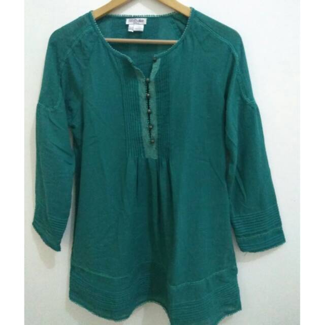 Baju wanita
