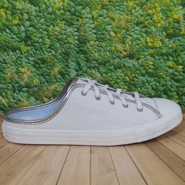 CONVERSE CHUCK TYLOR ALL STAR SLIP ON