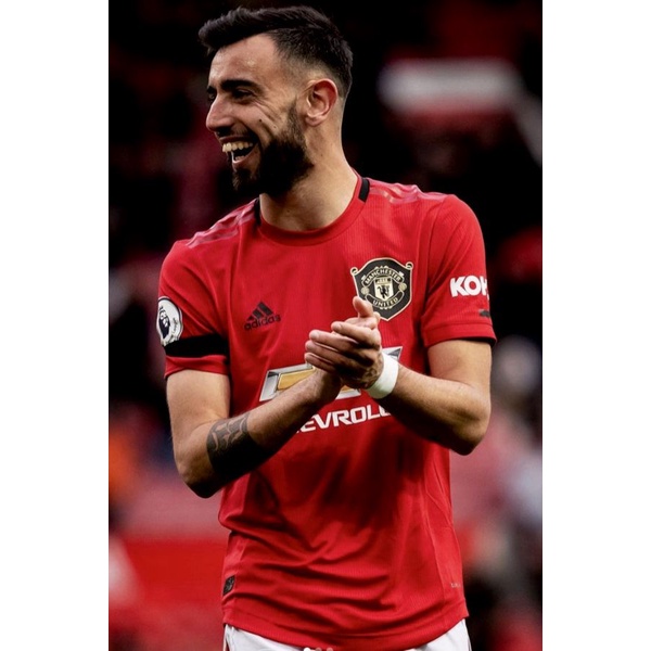 POSTER BRUNO FERNANDES  TERBARU PEMAIN SEPAK BOLA BRUNO FERNANDES  POSTER - POSTER MANCHESTER UNITED