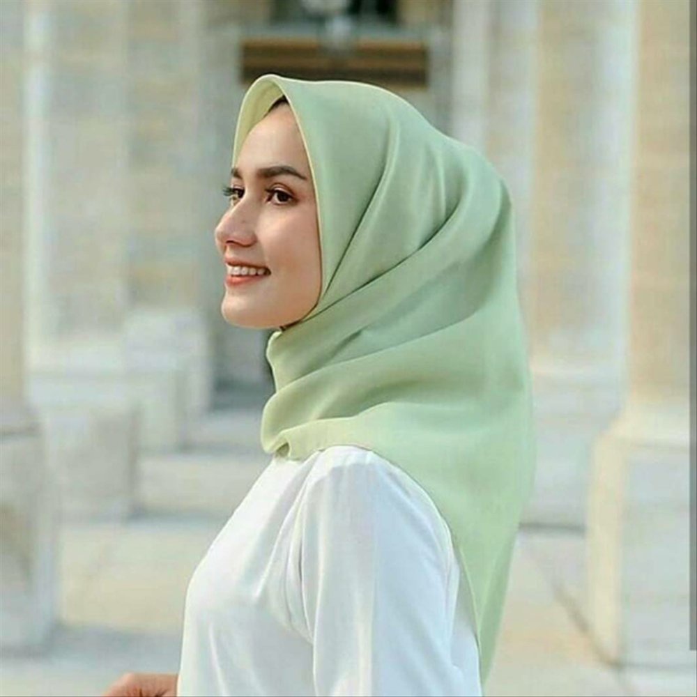 Fashion Official Jilbab/Kerudung Segi Empat Bella Square Terbaru Murah Warna Terlengkap Rasa Mint Pr