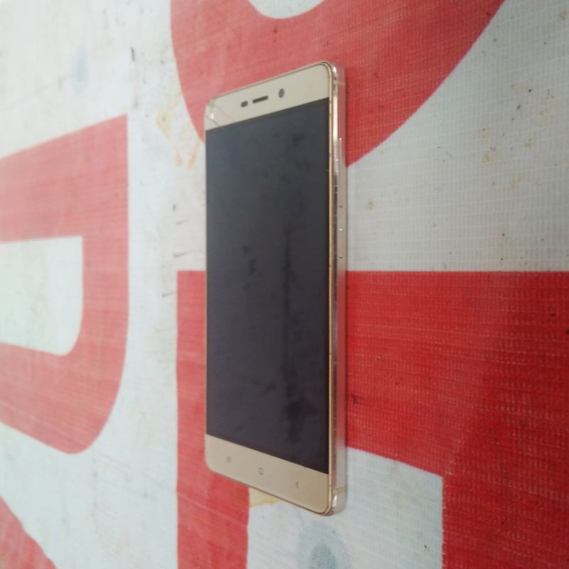 Xiomi Redmi 4 Ram 3 / 32 Xiaomi 4 Prime Hp 4g Minus Batangan Only