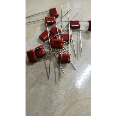 capasitor 104 / 250v