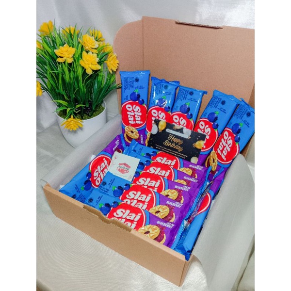 

Hampers Snack Box/ Slai Olai/ Gift Box Ulang tahun