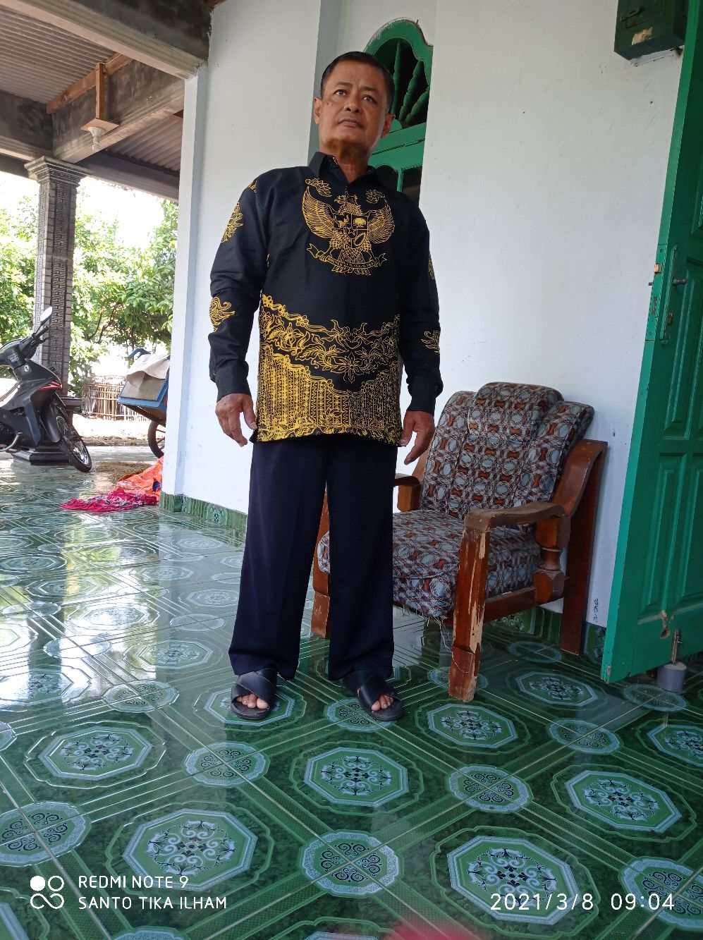 Batik Garuda Pancasila Kuning Full Furing Katun Halus Sragenan Size M-xxl Asli Solo