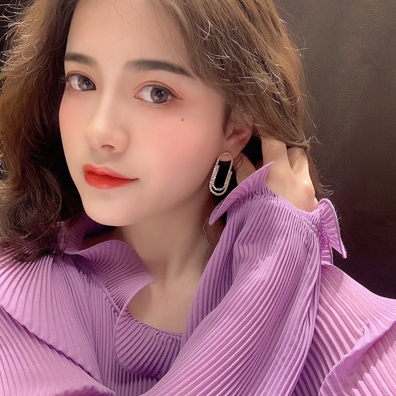 Bertabur berlian pin anting-anting trendi niche kepribadian anting-anting wanita anggun anting-antin