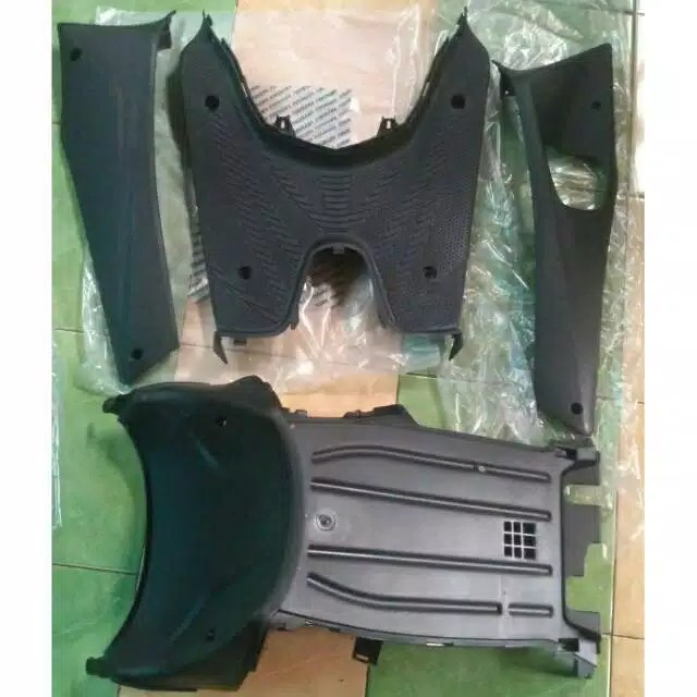 cover body dek bagian bawah vario karbu 110 old