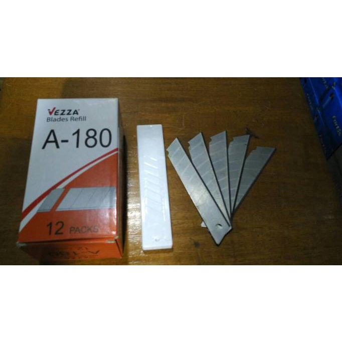 

Bagus Isi Cutter A-180 Promo