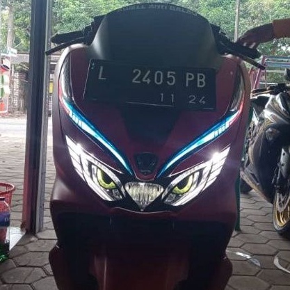 stiker lampu pcx mata elang new