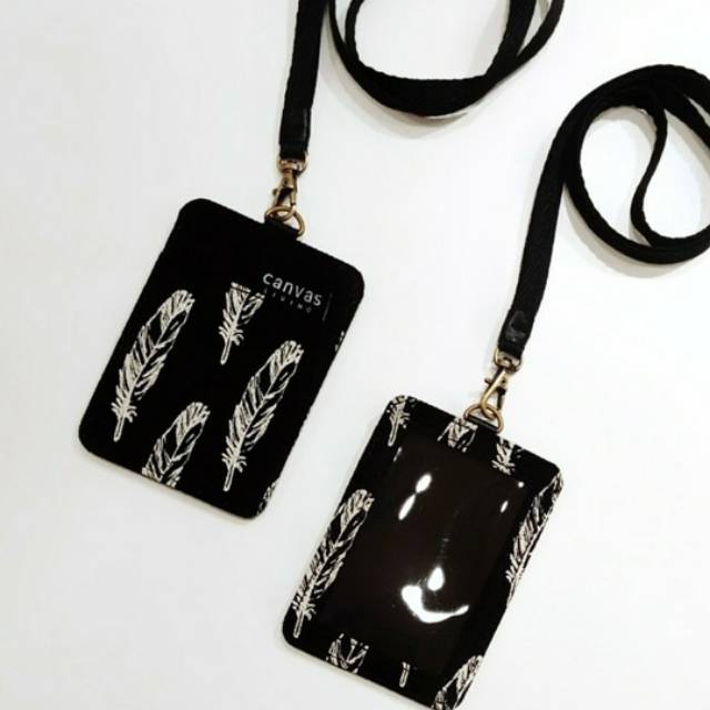 

ID Lanyard Feathers Black Canvas Living