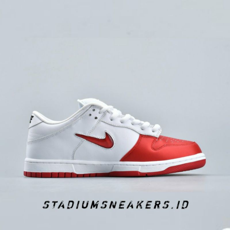 Sepatu Nike SB Dunk Supreme Varsity Red Premium