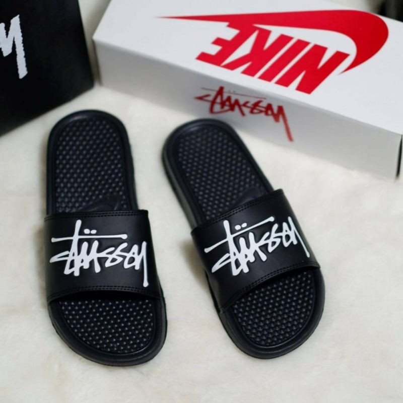 harga sandal nike benassi