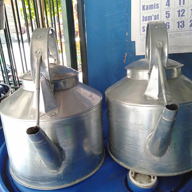 Ceret angkringan seng besar