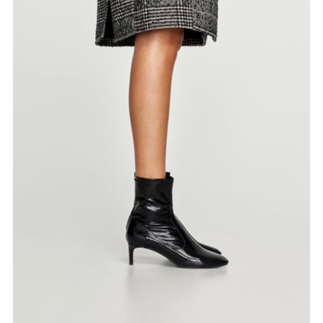 Black high heels faux pantent ankle boots zara
