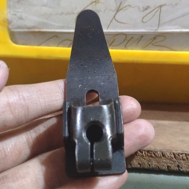 Sepatu / Presser Foot Untuk Mesin Jahit Karung GK9 / GK9-2