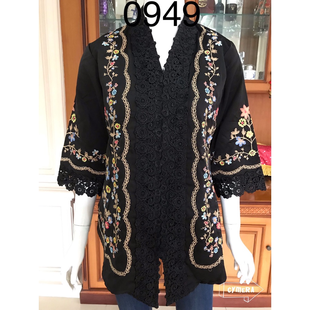 0949 kebaya alexuez bordir saten cavali hitam