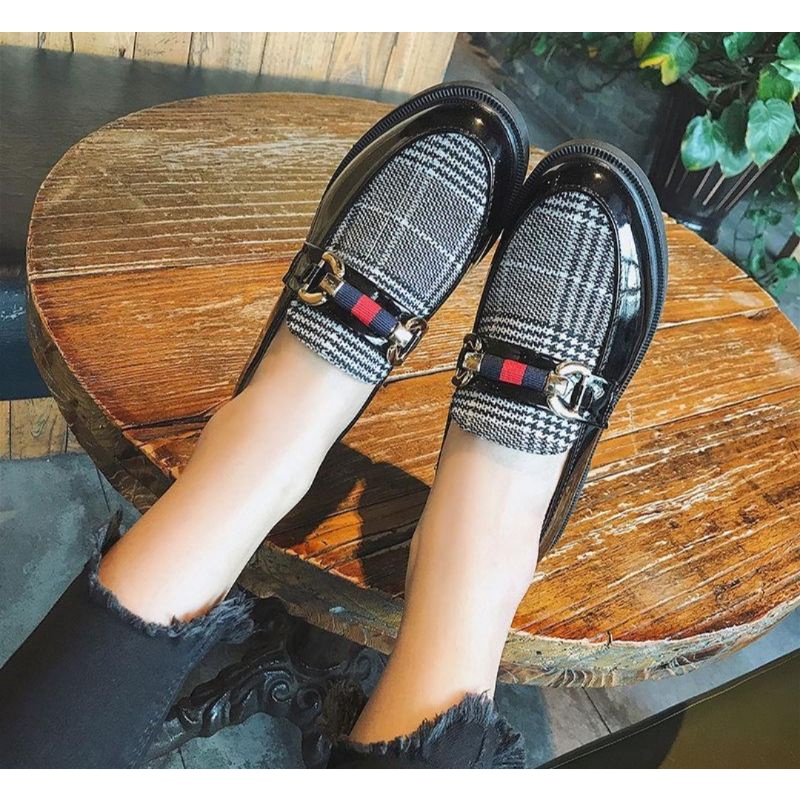 Sepatu Docmart Wanita Terlaris / Sepatu Wanita Jisoo / Sepatu Loafers Wanita / Bisa Cod