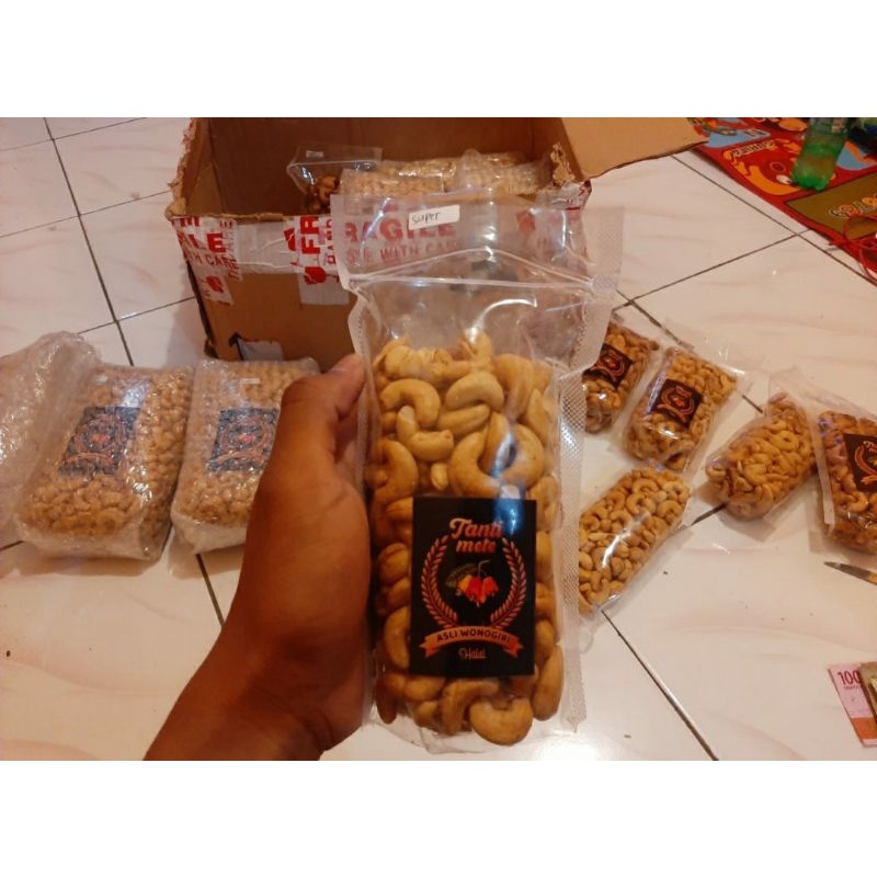 

kacang mete / cashew