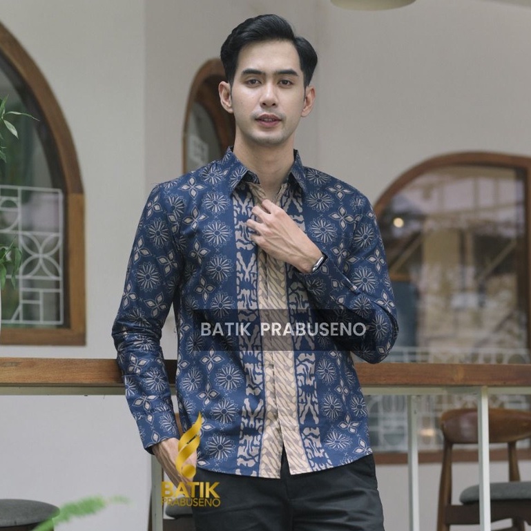Batik Prabuseno - HANUM NAVY Kemeja Batik Pria Lengan Panjang