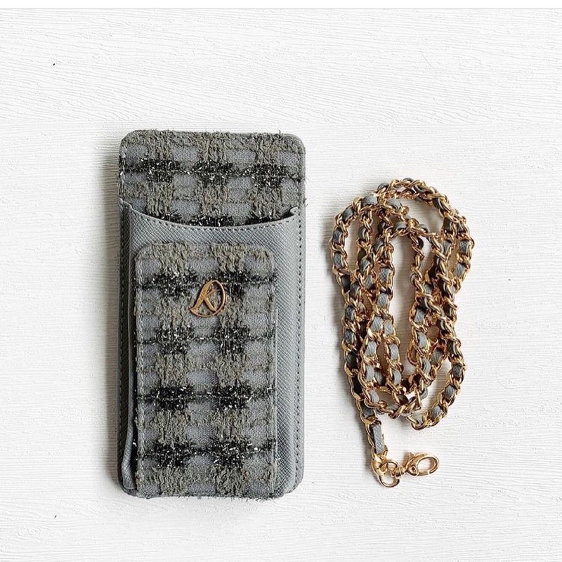 Joan phone bag by kian